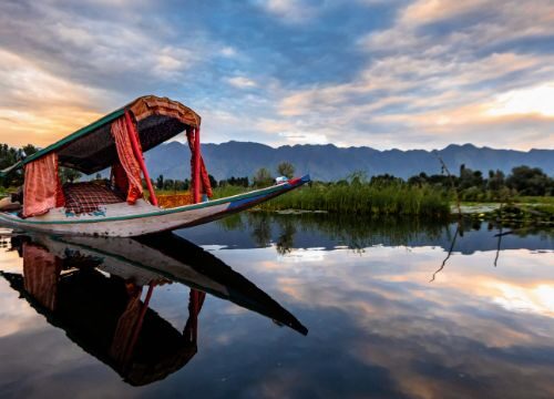 Srinagar, Pahalgam & Gulmarg Escape Tour